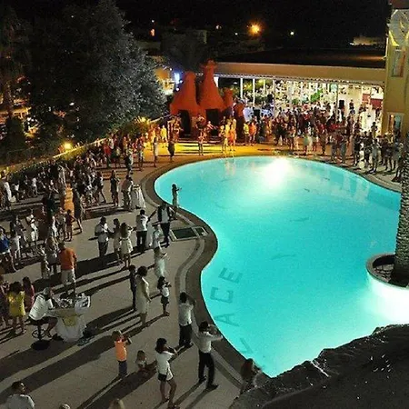 Club Sunny World Отель 4*